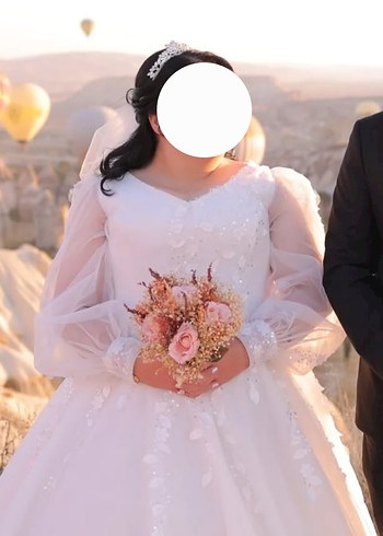 V Yaka Uzun Kollu Beyaz Vintage Prenses Gelinlik