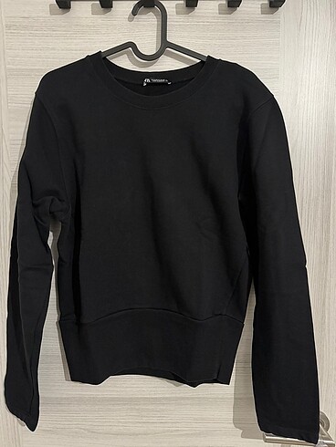Zara sweatshirt