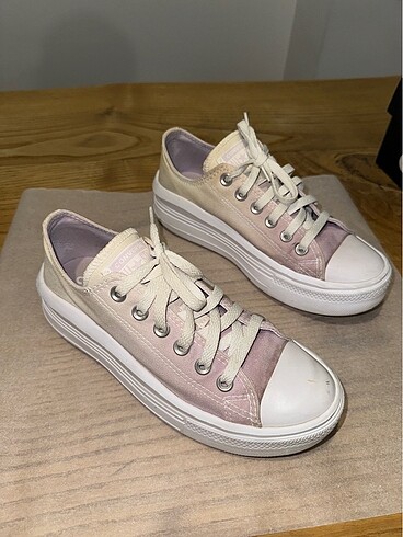 37,5 Beden mor Renk Converse