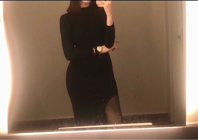 Trendyol & Milla Balıkçı Yaka Yırtmaçlı Elbise