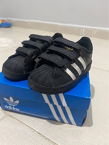 Adidas Adidas süperstar çocuk 25 numara sorunsuz