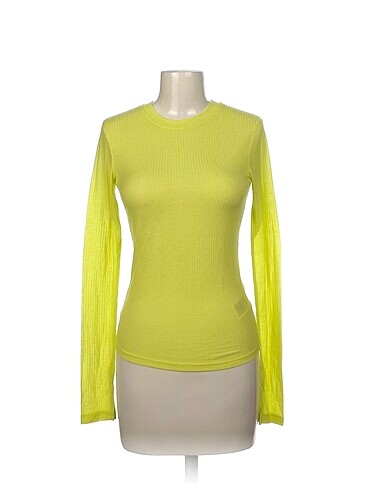 H&M T-shirt %70 İndirimli.