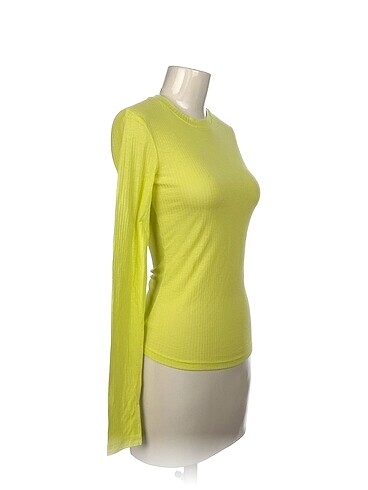 H&M H&M T-shirt %70 İndirimli.