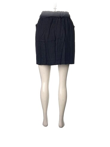 l Beden Bershka Mini Etek %70 İndirimli.