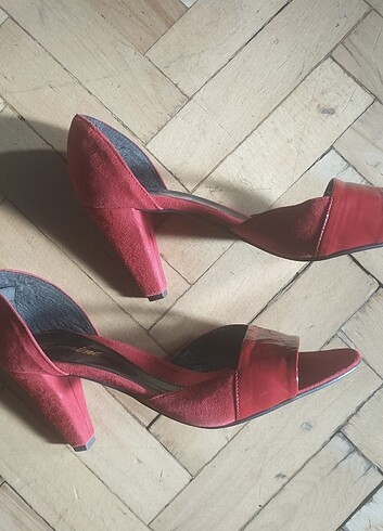 39 Beden kırmızı Renk Kırmızı süet topuklu ayakkabı 