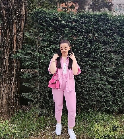Pembe ceket pantolon takım