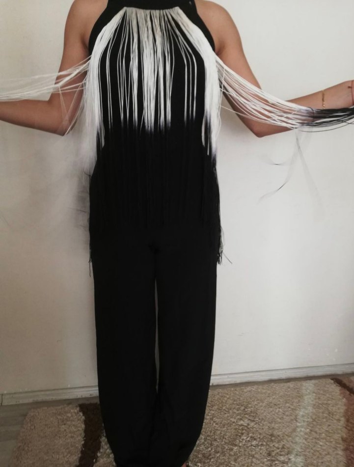 Siyah Püsküllü Kadın Tulum - Görsel 3