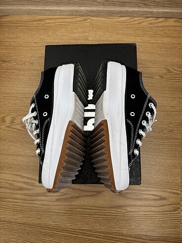 38,5 Beden converse run star hike