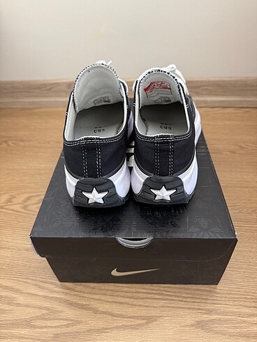 38,5 Beden siyah Renk converse run star hike