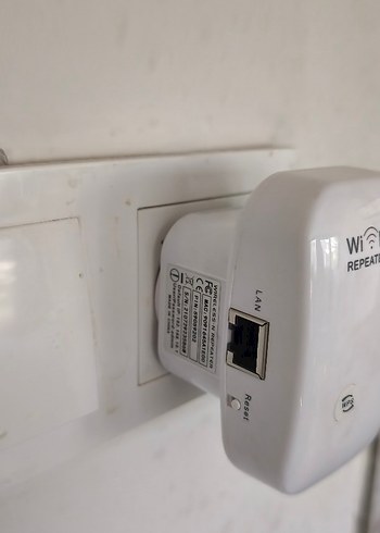 Beyaz WiFi Onarıcı ve Power Bank yükseltici genisletici - Görsel 3