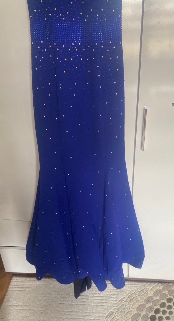 Boncuk Detaylı Uzun Mavi Abiye Elbise - Görsel 3