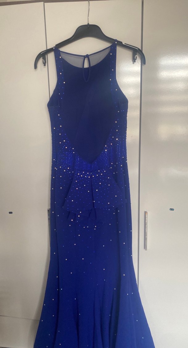 Boncuk Detaylı Uzun Mavi Abiye Elbise - Görsel 4