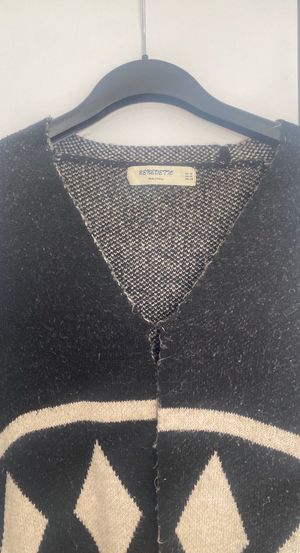 Kadın Desenli Bohem Örgü Yün Hırka - Görsel 3