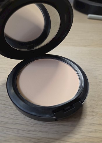 MAC MAC Studio Fix Powder Plus Fondöten
