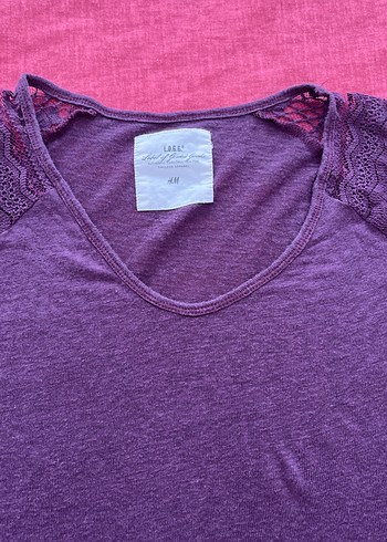 H&M Mor V Yakalı Dantel Detaylı Tişört