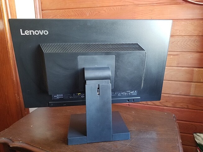 Beden Renk LENOVO MONİTÖR