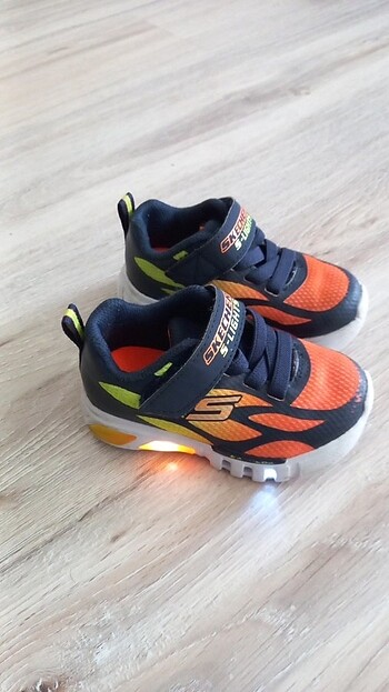 Skechers 22 numara orjinal skechers
