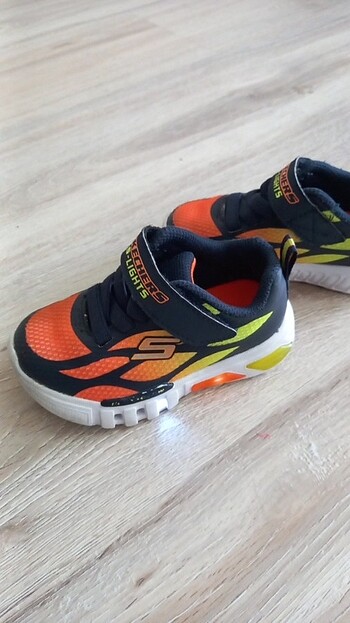 22 Beden 22 numara orjinal skechers