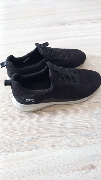 38 Beden siyah Renk 38 numara orjinal skechers 