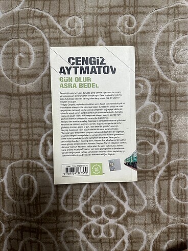  Beden Renk Gün Olur Asra Bedel / Cengiz Aytmatov