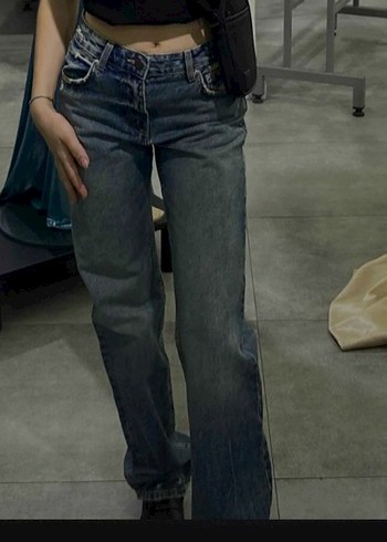 32 Beden Straight Fit Orta Bel Jean