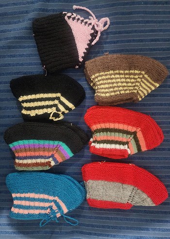 Renkli Nakışlı Kadın Örgü Patikler - Görsel 2