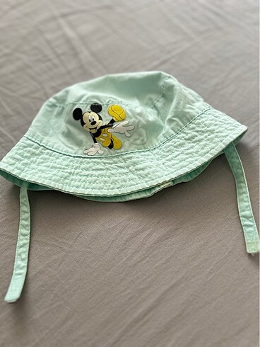 Yazlık bebek şapkası