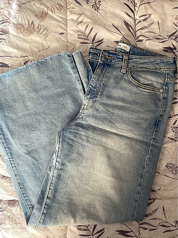 mango mavi jean