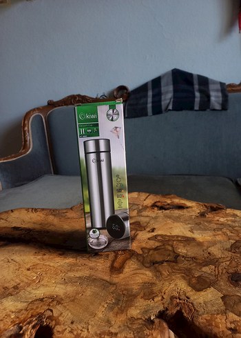Kiwi Dijital Ekranlı Termos 500 ml Gri
