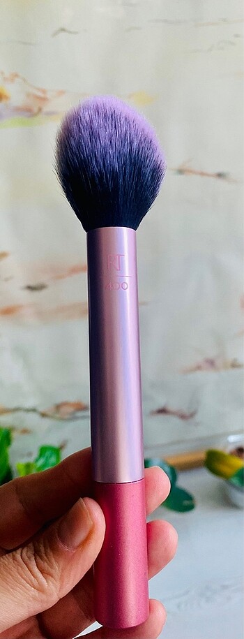Real Techniques Real Techniques Allık Fırçası-Blush Brush