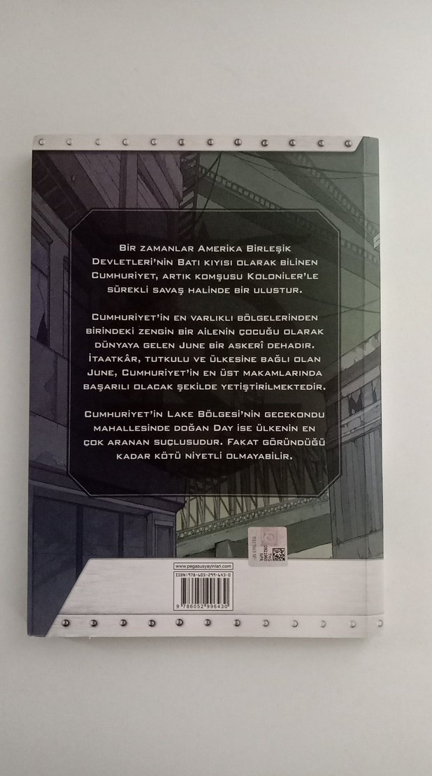 Efsane serisi çizgi roman - Marie Lu - Görsel 3