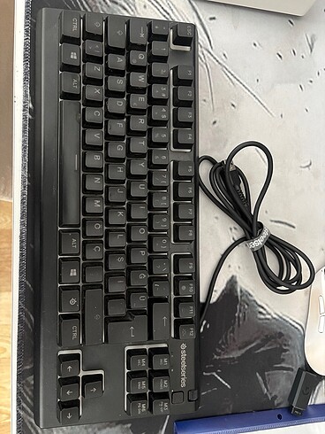 Steelseries oyuncu klavyesi