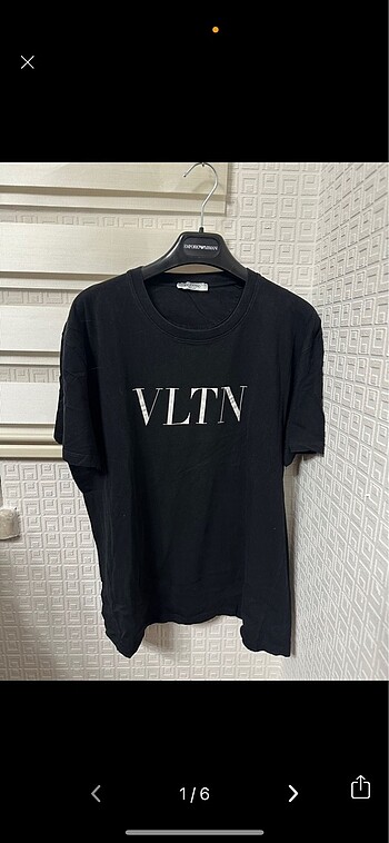 Valentino tshirt