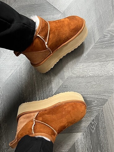 Ugg Ugg mini boy