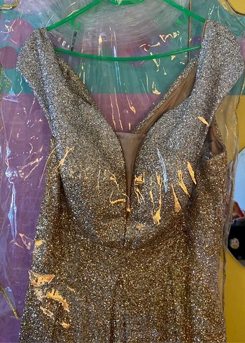 Parıltılı V Yaka Uzun Altın Abiye Elbise - Görsel 3