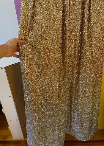 Parıltılı V Yaka Uzun Altın Abiye Elbise - Görsel 2