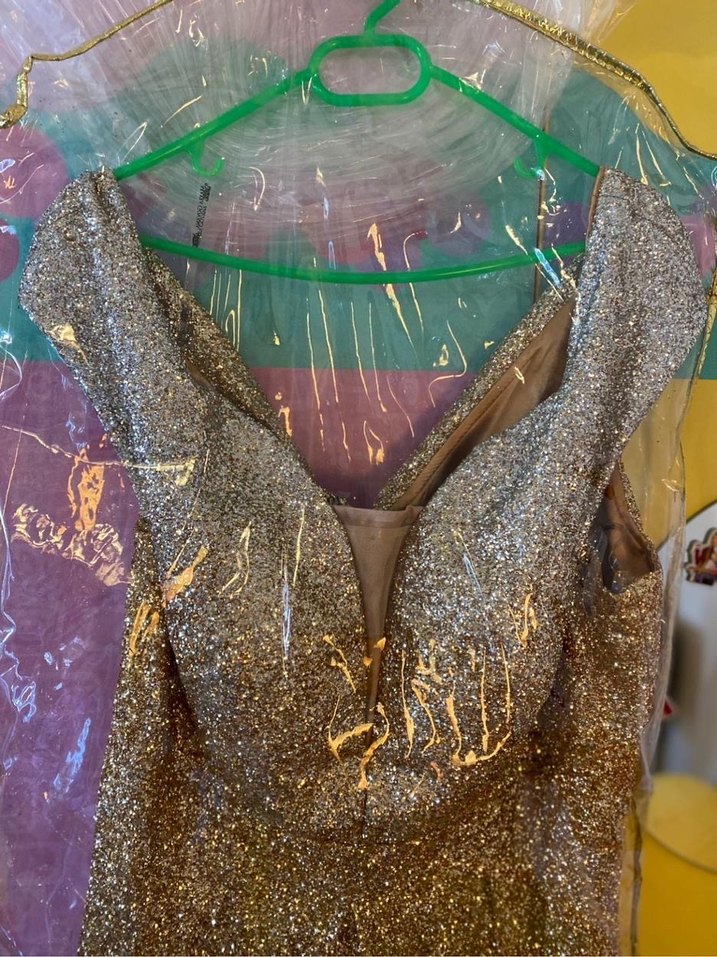 Parıltılı V Yaka Uzun Altın Abiye Elbise - Görsel 4