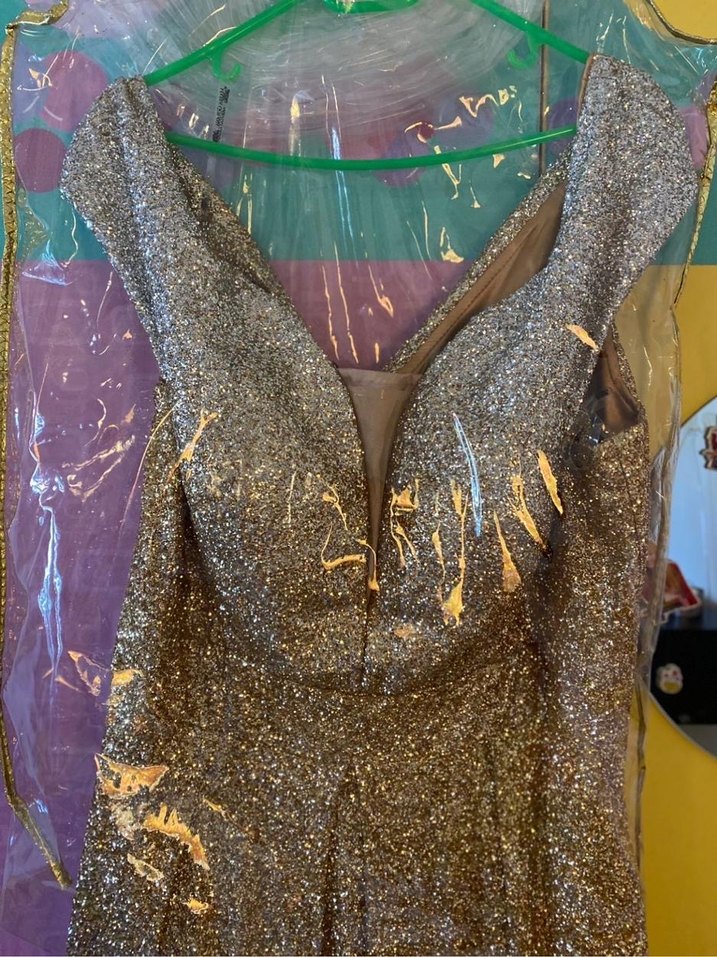 Parıltılı V Yaka Uzun Altın Abiye Elbise - Görsel 3