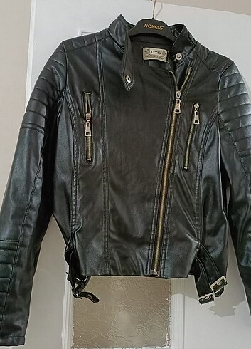 Bershka Deri ceket