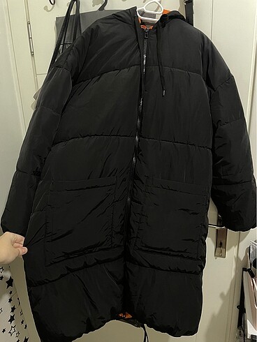 m Beden siyah Renk H&m şişme siyah uzun mont