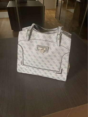 Guess çanta