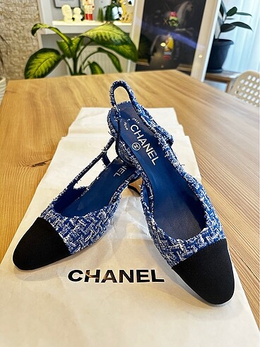 Chanel Slingback