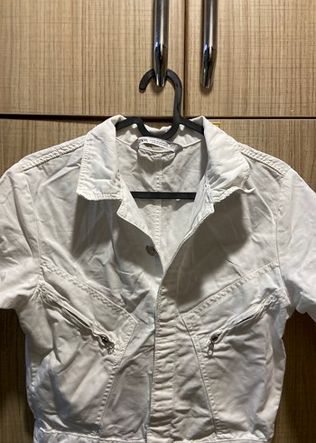 Düğmeli Beyaz Kısa Kollu Kadın Tulum - Görsel 2