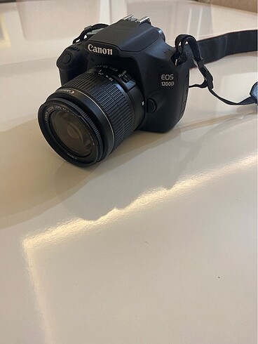 Canon 1200 d profesyonel fotoğraf makinesi