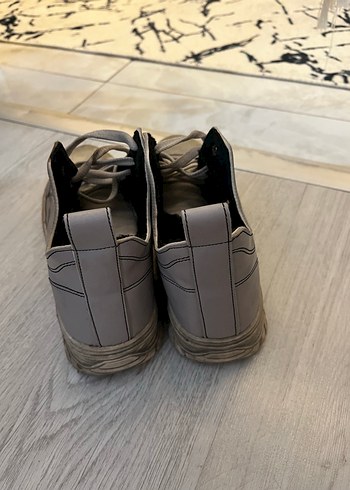 Gri Sokak Stili Stiletto eskitme Spor Ayakkabı - Görsel 2