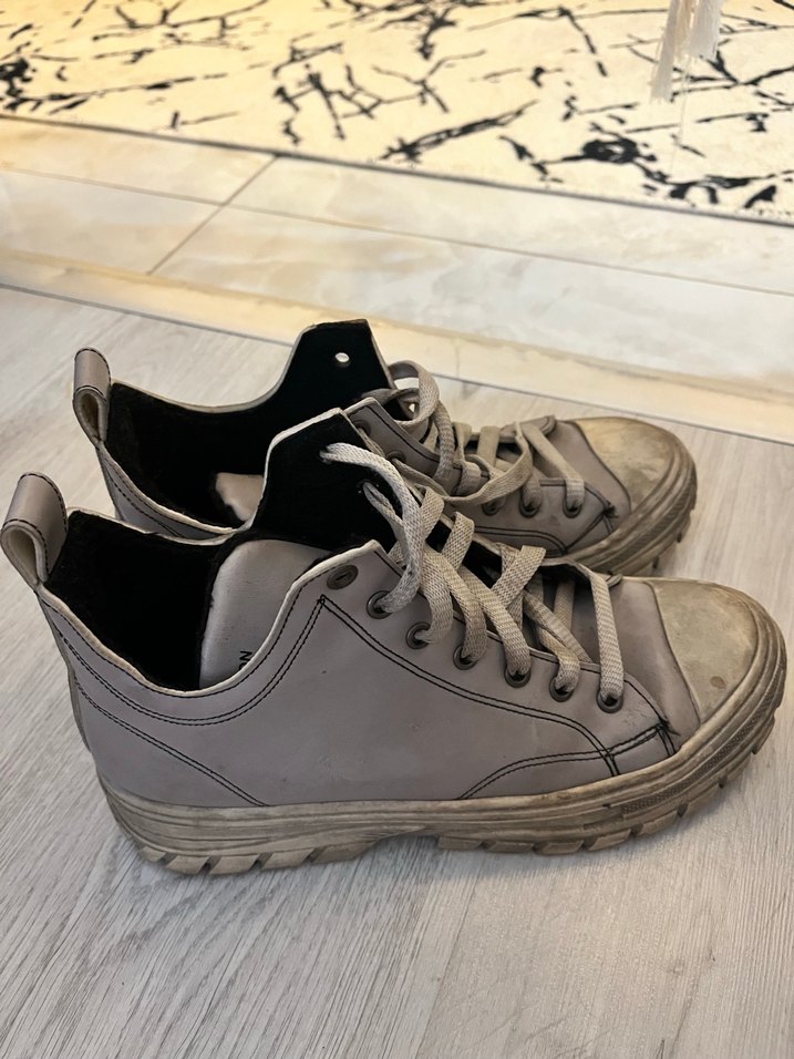 Gri Sokak Stili Stiletto eskitme Spor Ayakkabı - Görsel 3