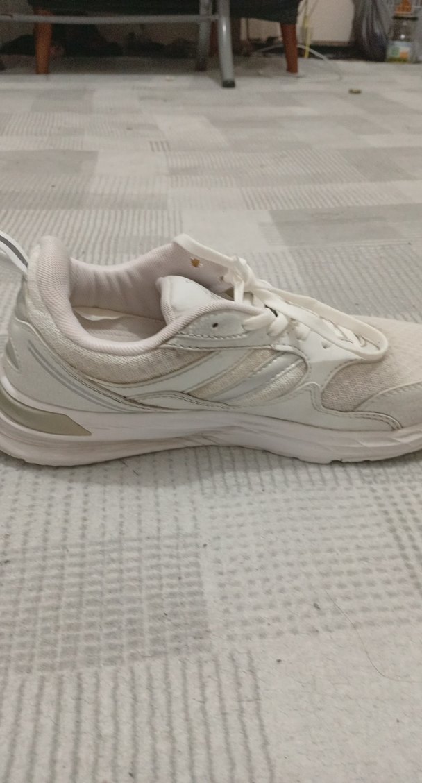 Beyaz Bağcıklı Kadın Spor Ayakkabı - Görsel 3