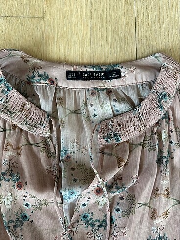 Zara Şifon çiçekli bluz