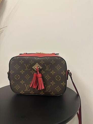 Louis Vuitton çanta