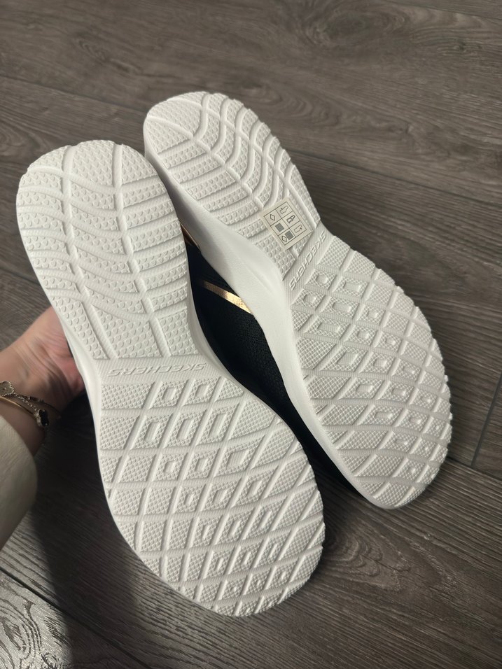 Skechers Siyah Dolgu Topuklu Spor Ayakkabı - Görsel 3